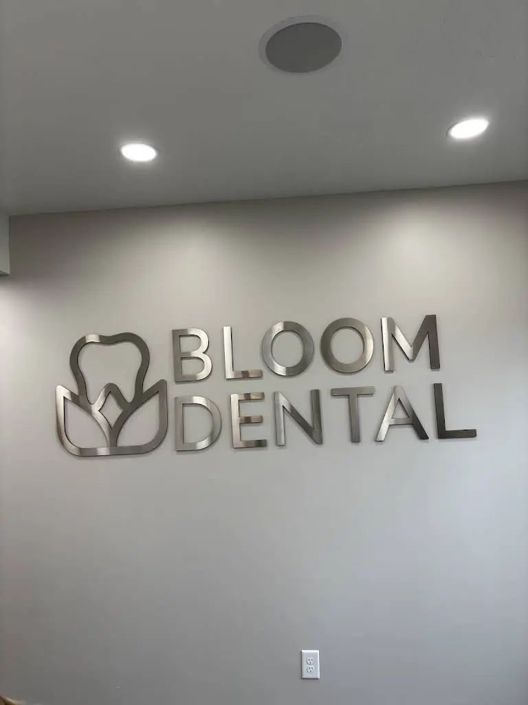 Bloom Dental