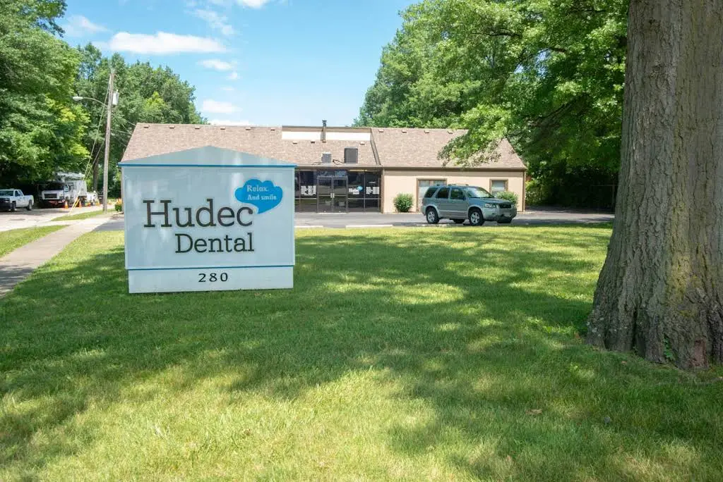 Hudec Dental