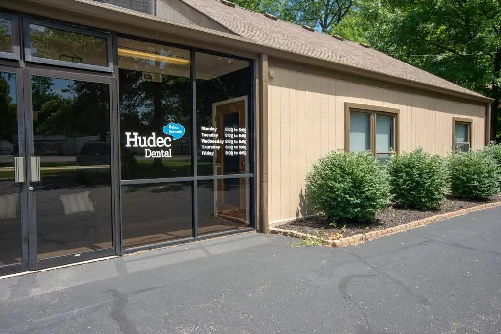 Hudec Dental