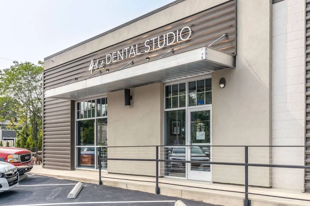 4th St Dental Studio