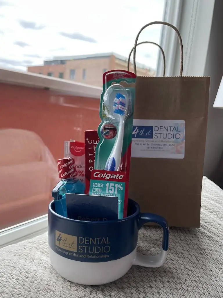 4th St Dental Studio