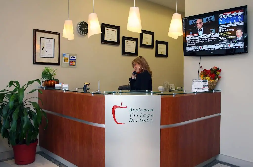 Applewood Village Dentistry
