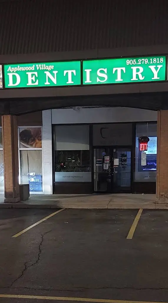 Applewood Village Dentistry