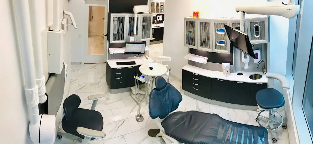 Dentistry at 250 Dundas - Professional dental clinic exterior with modern facilities