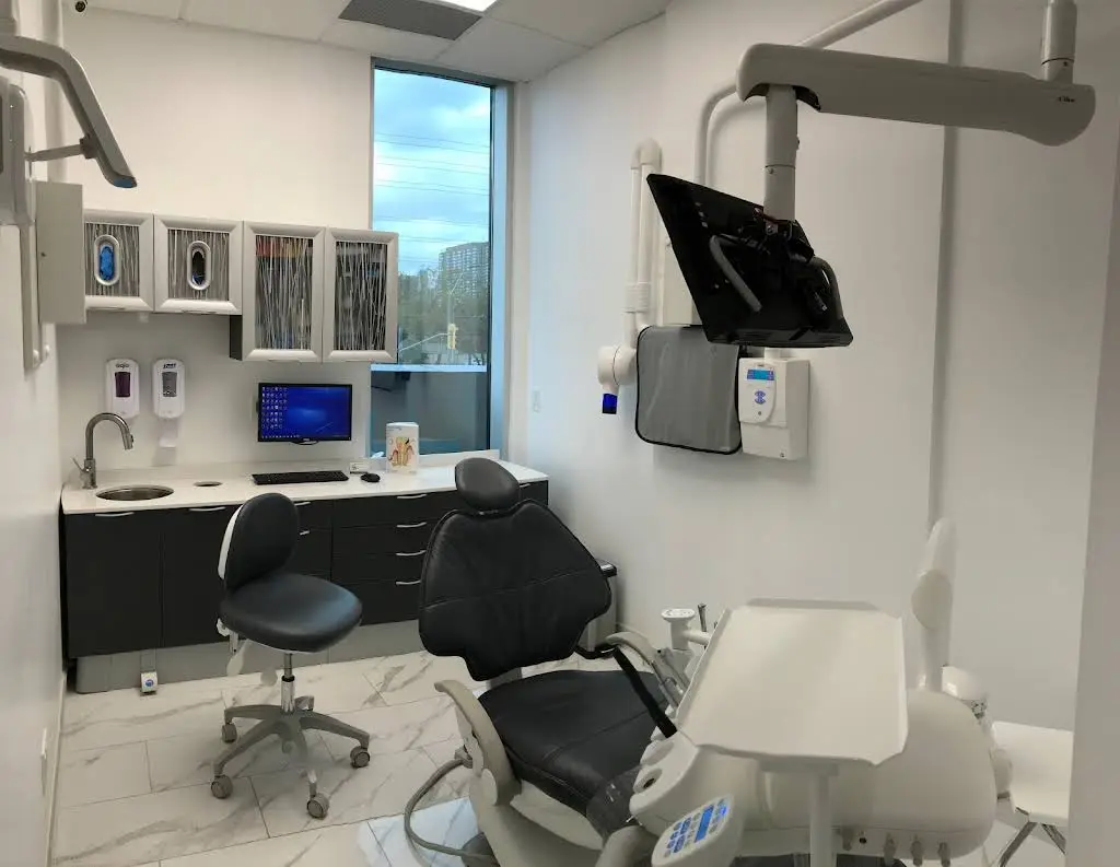 Dentistry at 250 Dundas