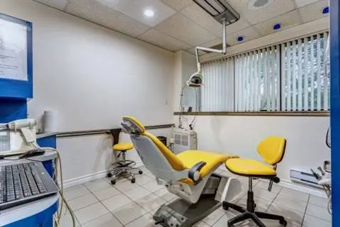 Mississauga Queensway Dental