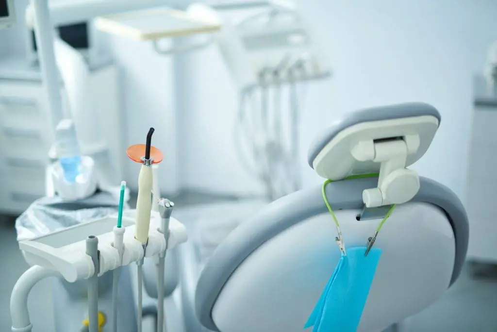 Dr. Lucyna Poloczek Dental Office