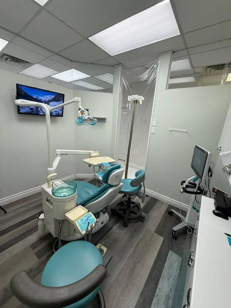 J. Dental Care Lakeshore - Professional dental clinic exterior with modern facilities