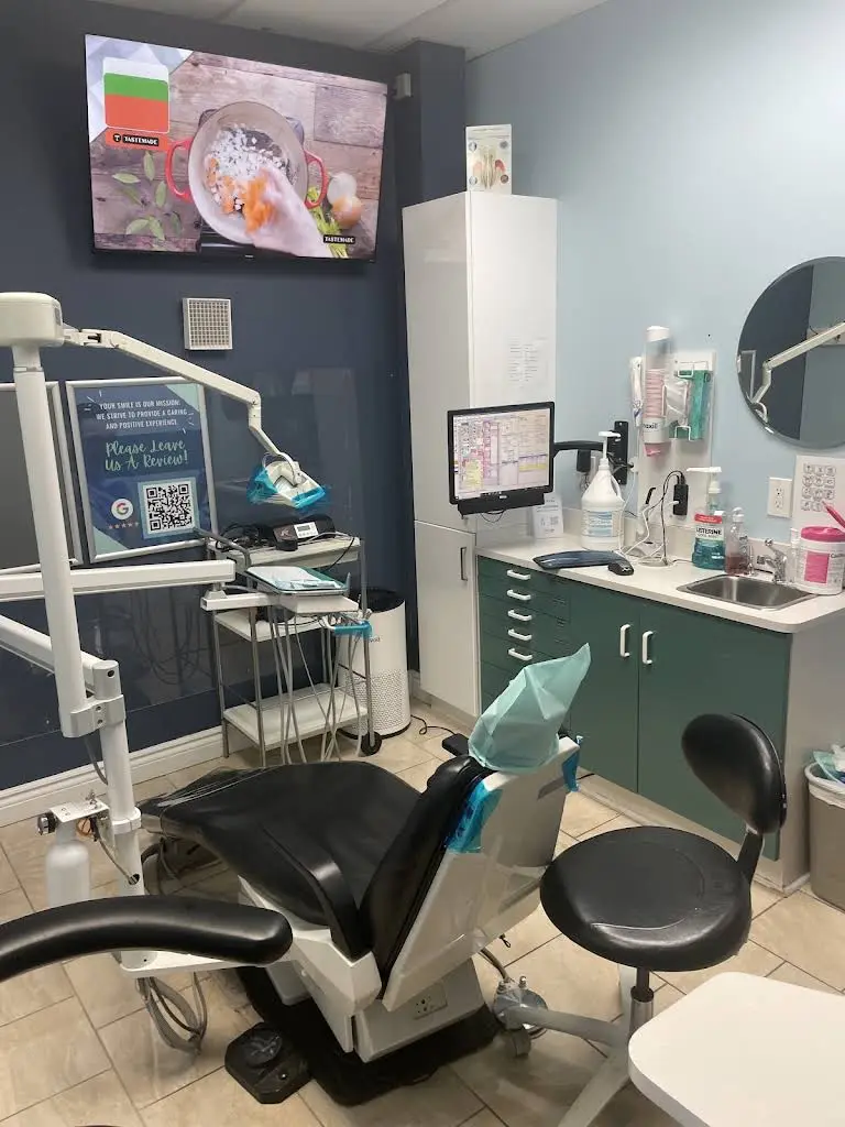 Six Points Plaza Dental