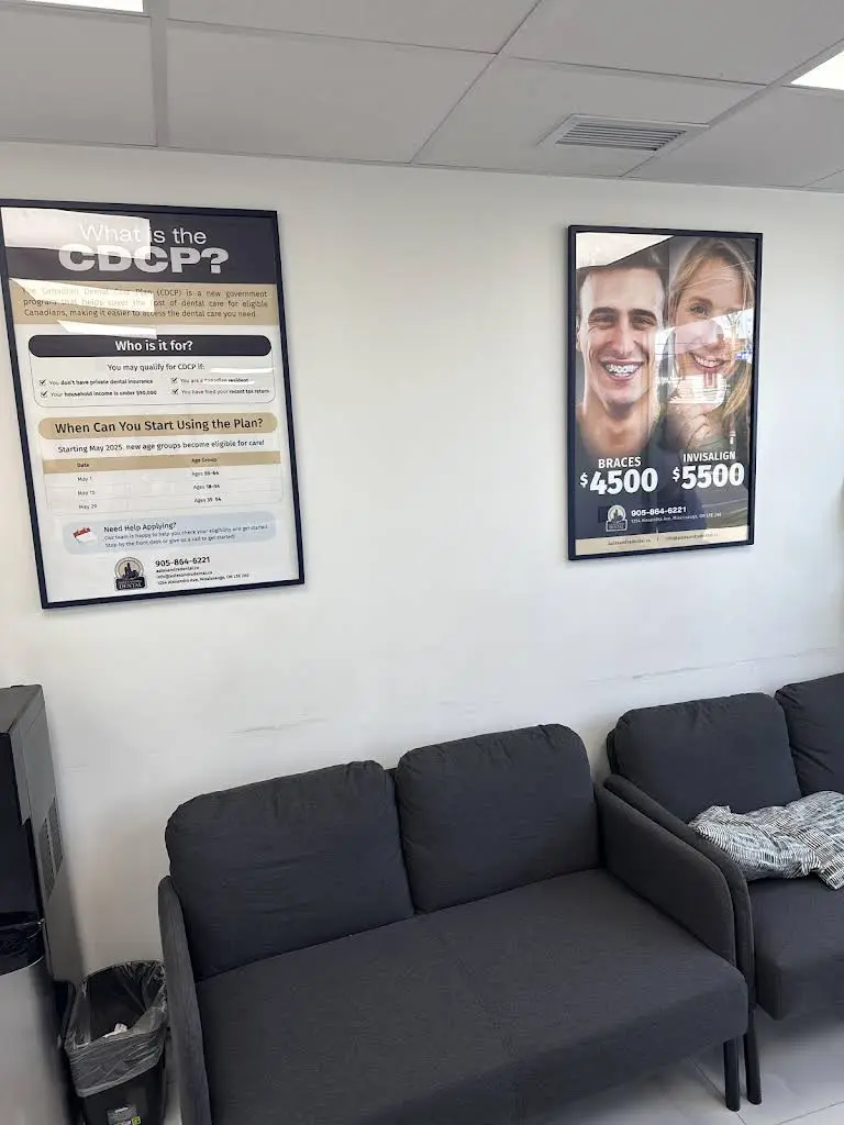 Aalexandra Dental