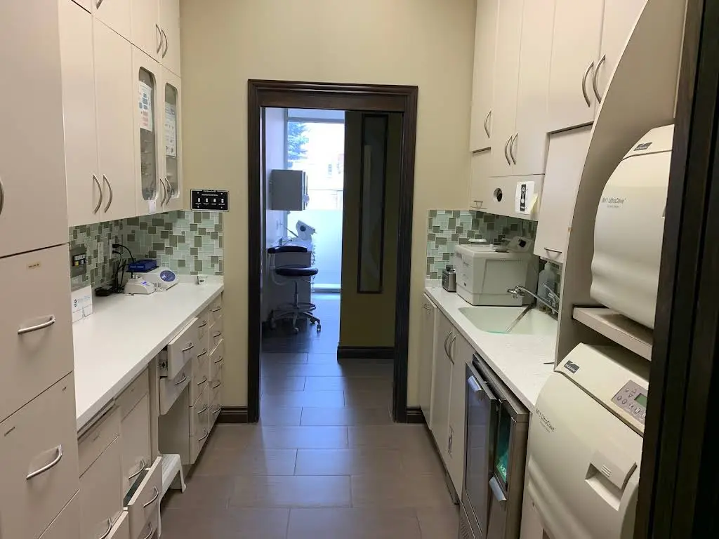 Markham Woodbine Dental