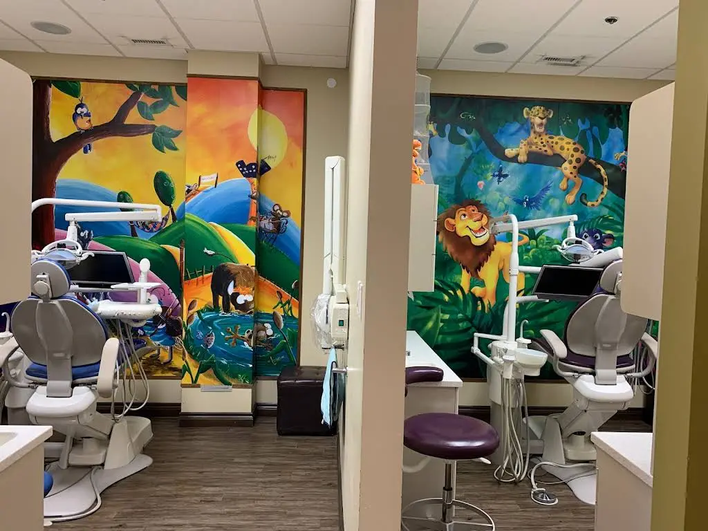 Markham Woodbine Dental