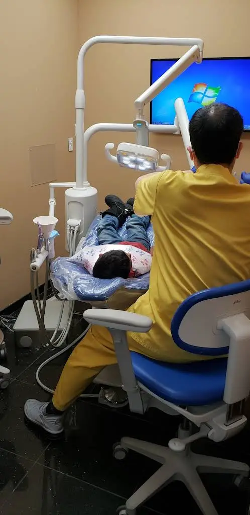 Dr. Edward Lam Dental Clinic