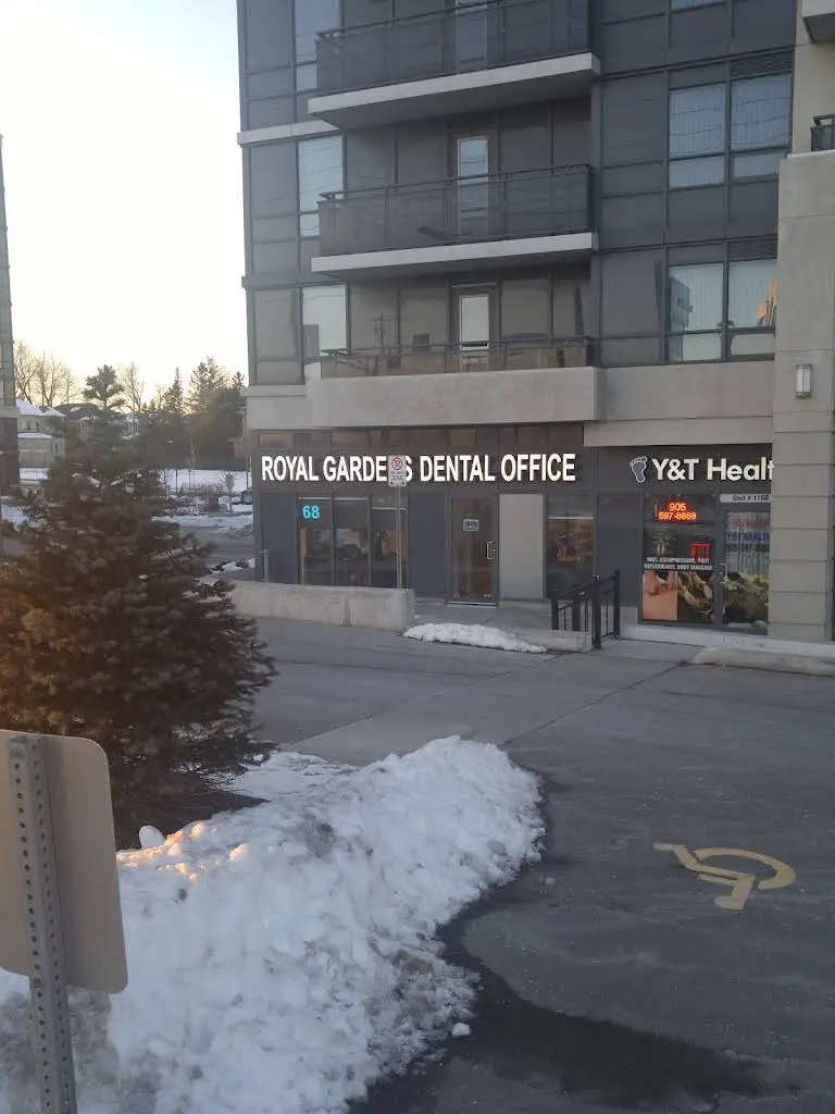 Royal Gardens Dental Office - Dr Paul HU Dentistry
