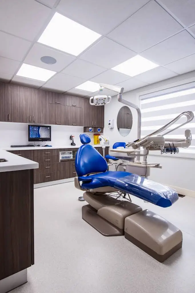 88 Finch East Dental Centre