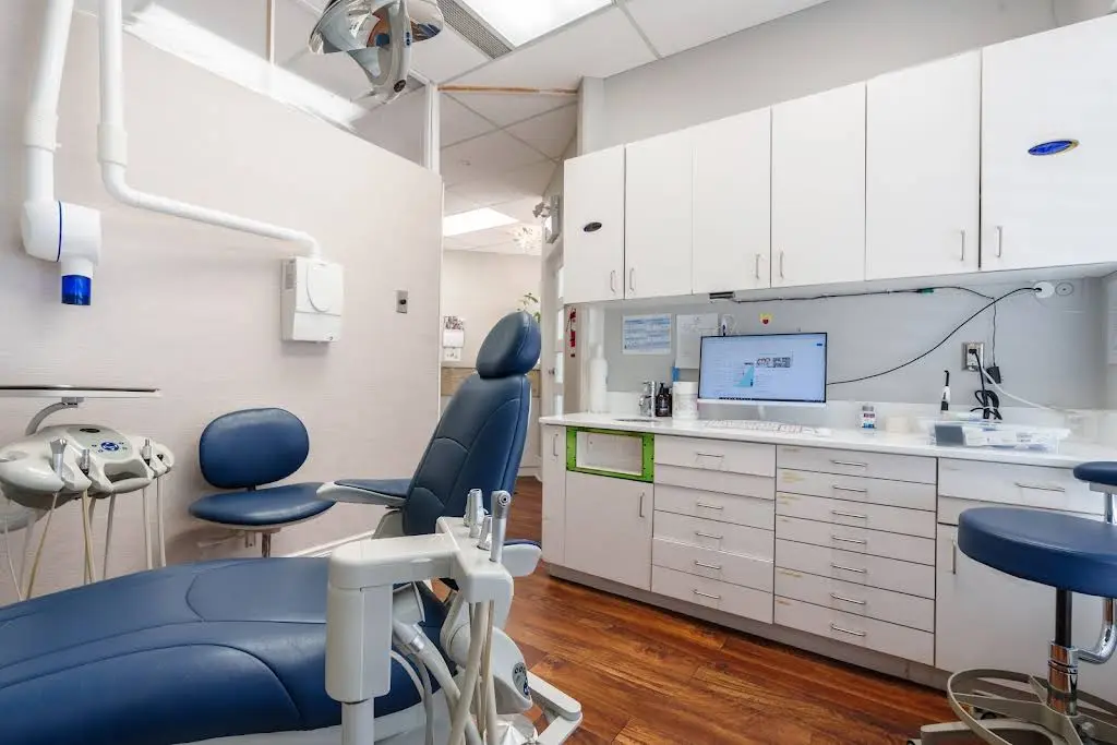 Monarch Dentistry - Oakville