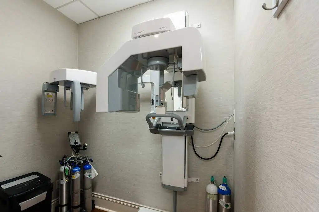 Monarch Dentistry - Oakville