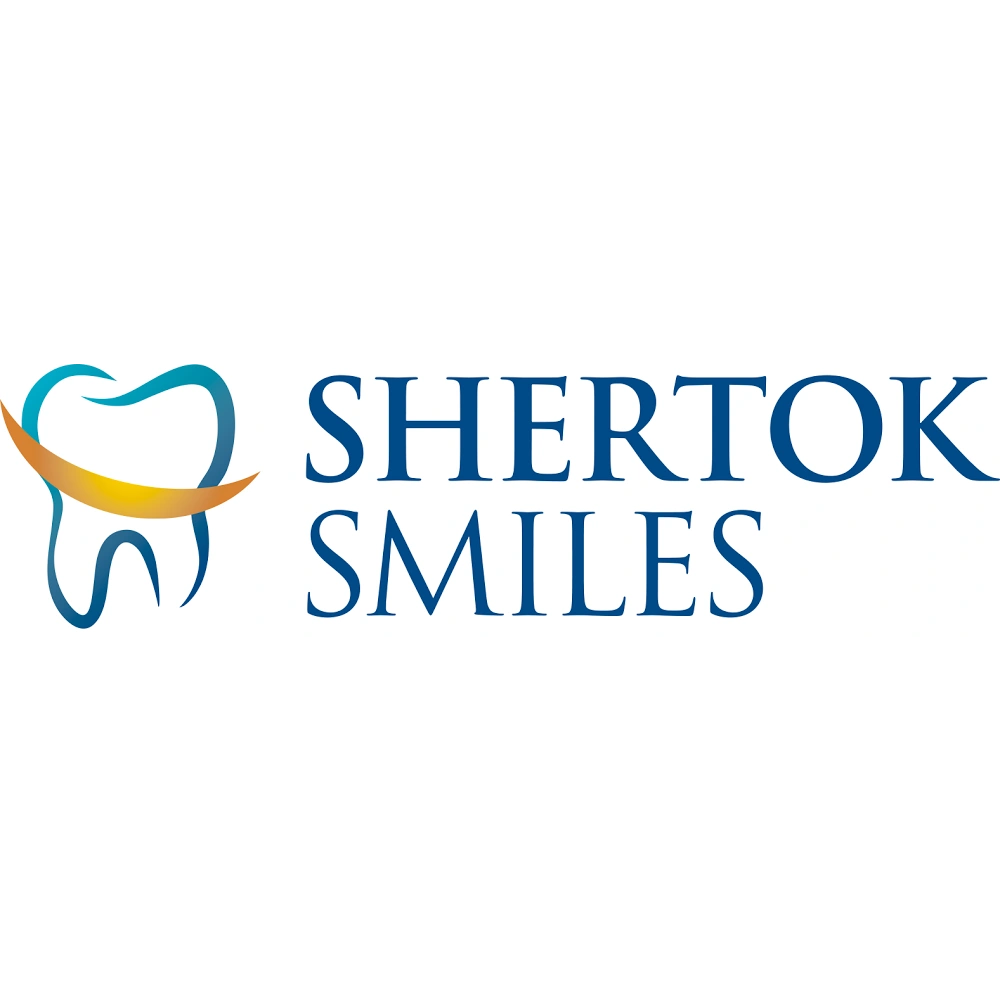 Shertok Smiles