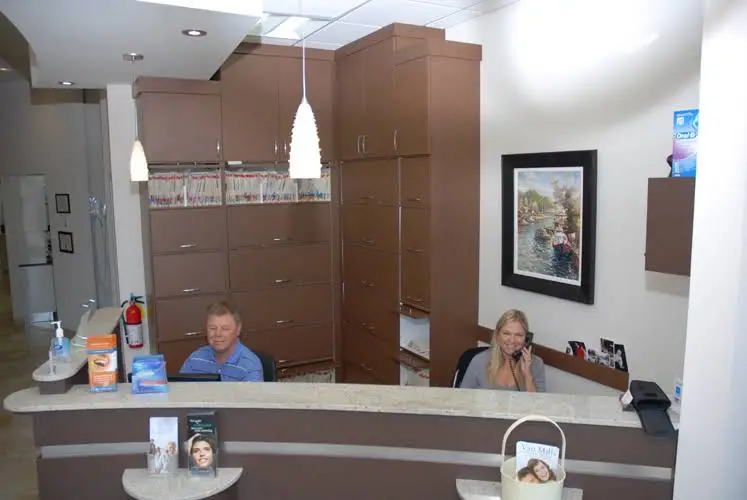Van Mills Dental Dr. DeMarchi