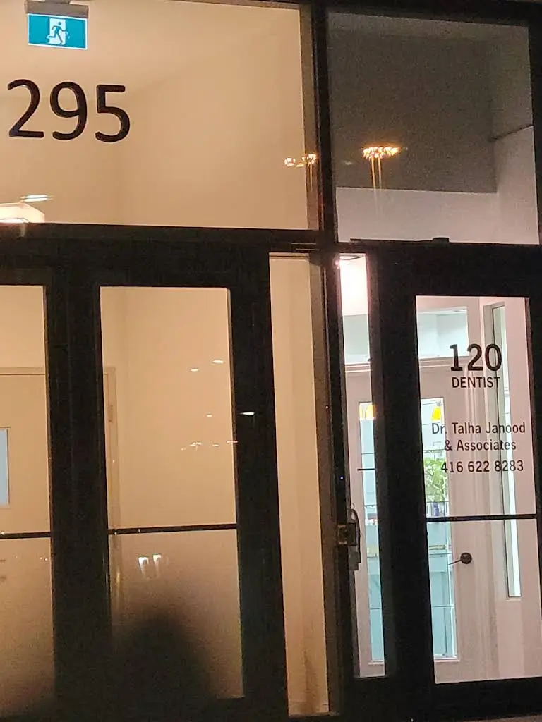 Sundent Family Dental - Professional dental clinic exterior with modern facilities