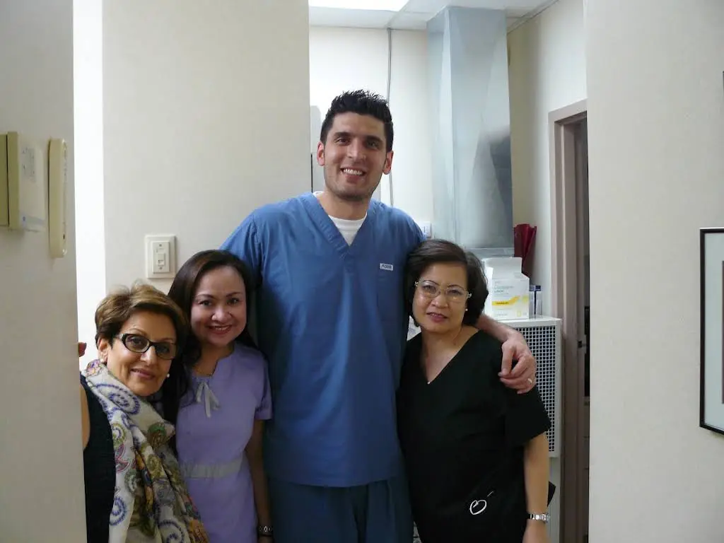 Hullmark Dental