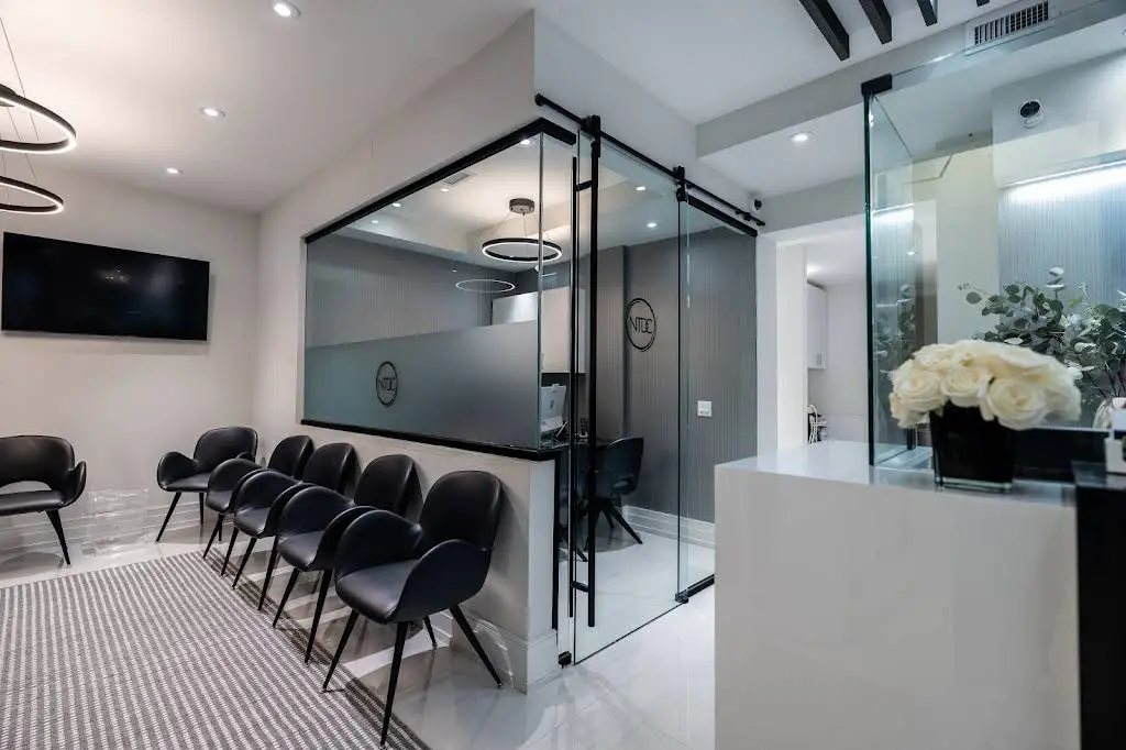 North Toronto Dental Centre - Dr. Andrew Penuvchev