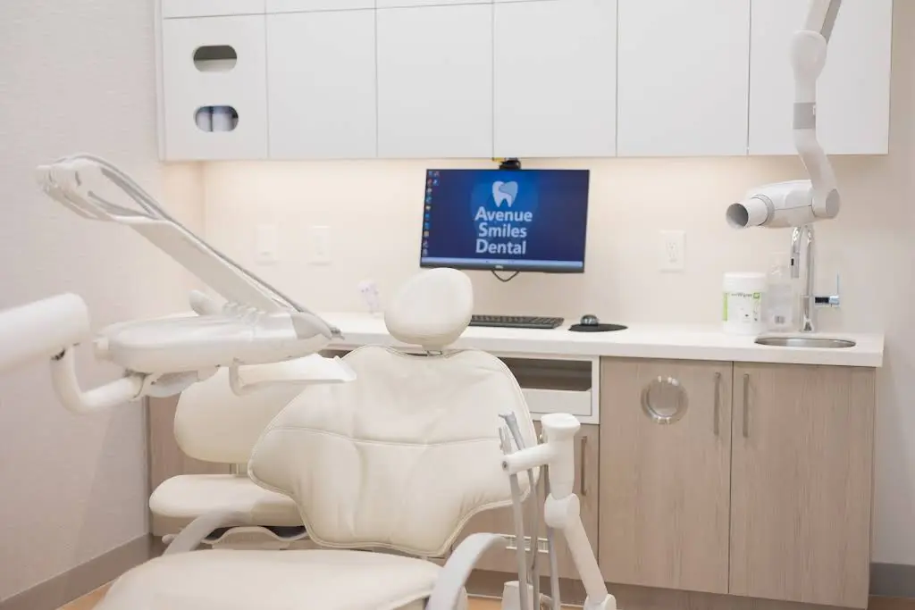 Avenue Smiles Dental