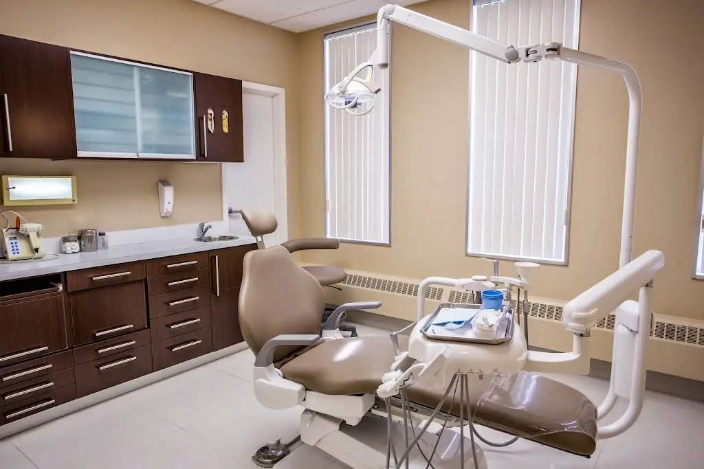 Lee Dental Associates