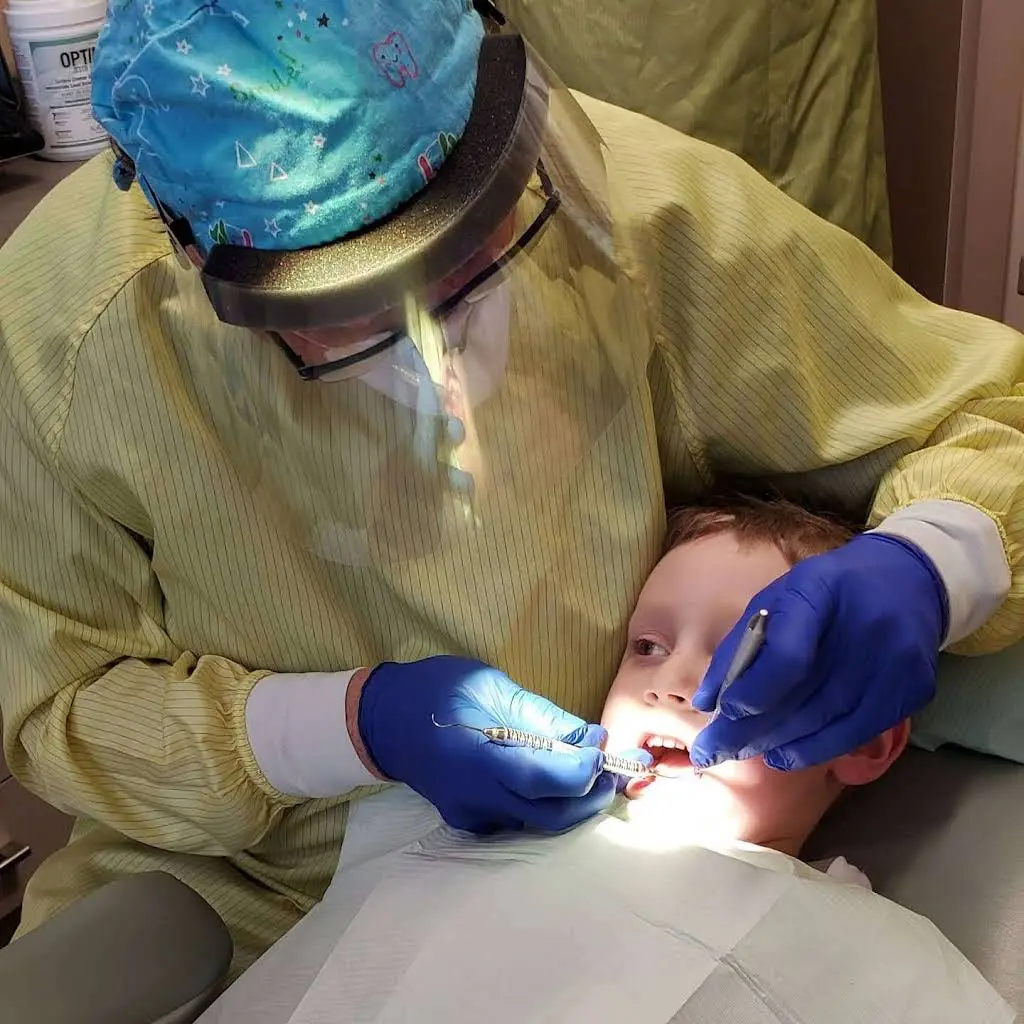 White Tooth Dental