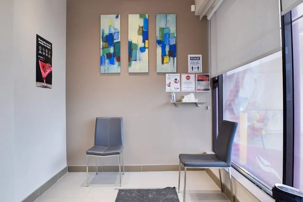 Dr. Kwan Family and Cosmetic Dentistry