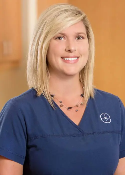 Sara Cummins Aesthetic & Implant Dentistry