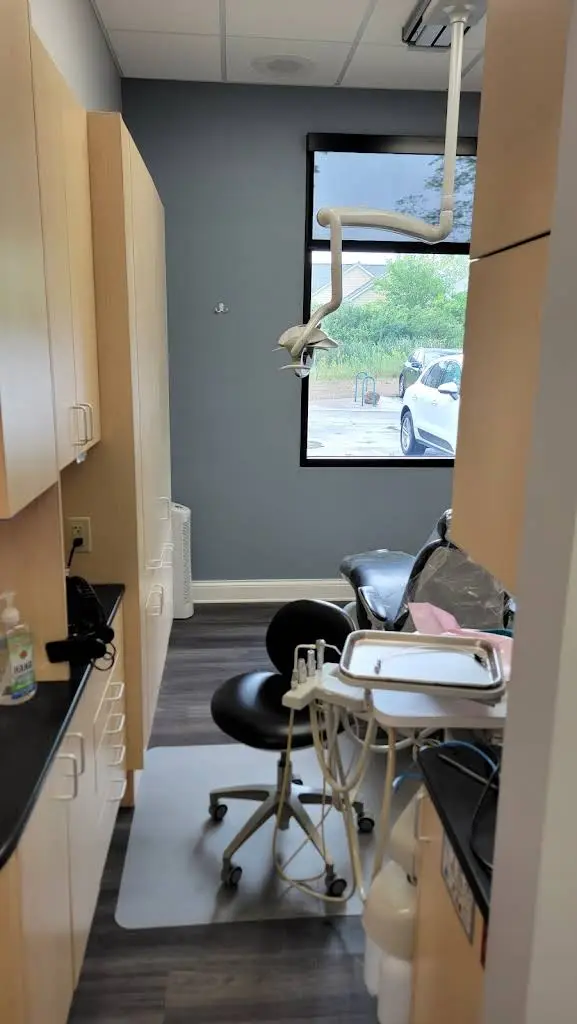 Advanced Dental Care Center: Kahwach Sam DDS