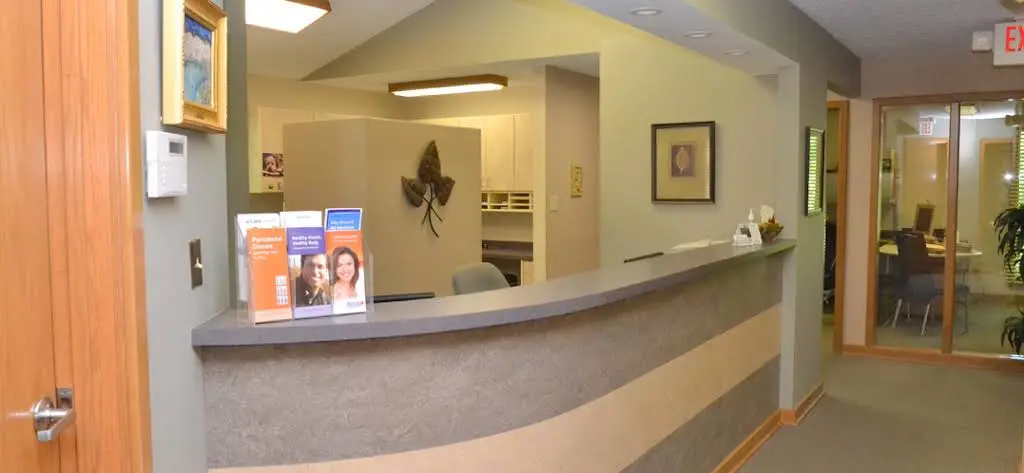 Dr. Fred Alger Periodontics & Dental Implants