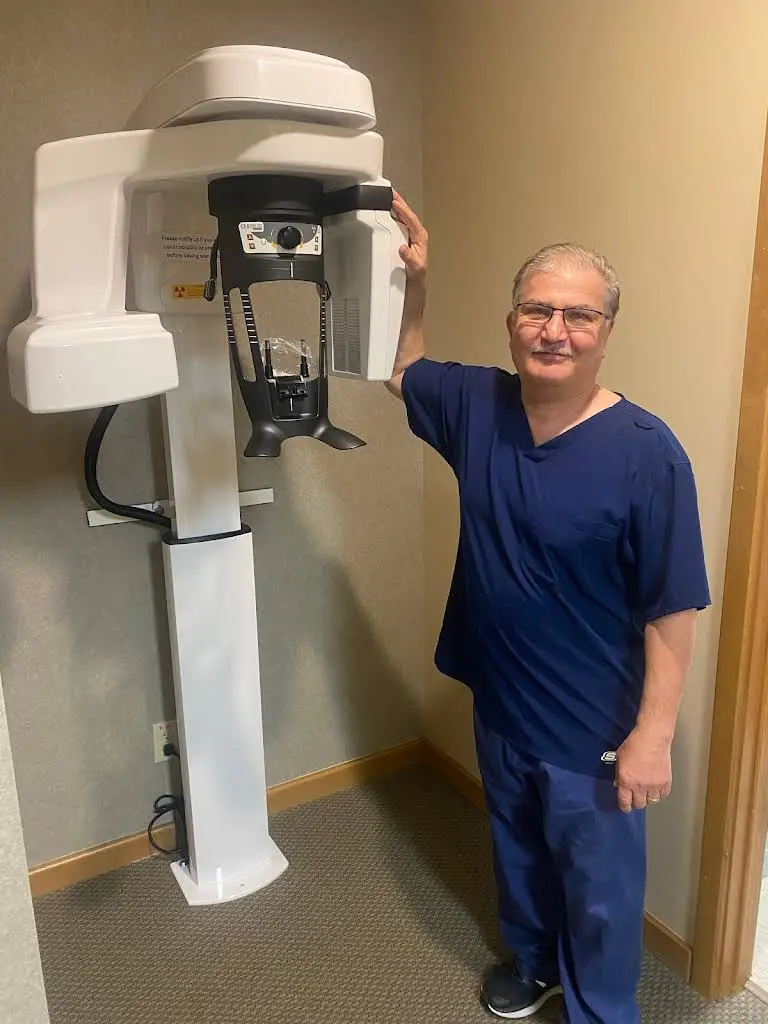 Dr. Fred Alger Periodontics & Dental Implants