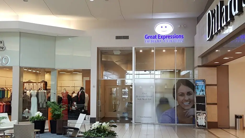 Great Expressions Dental Centers - Great Northern