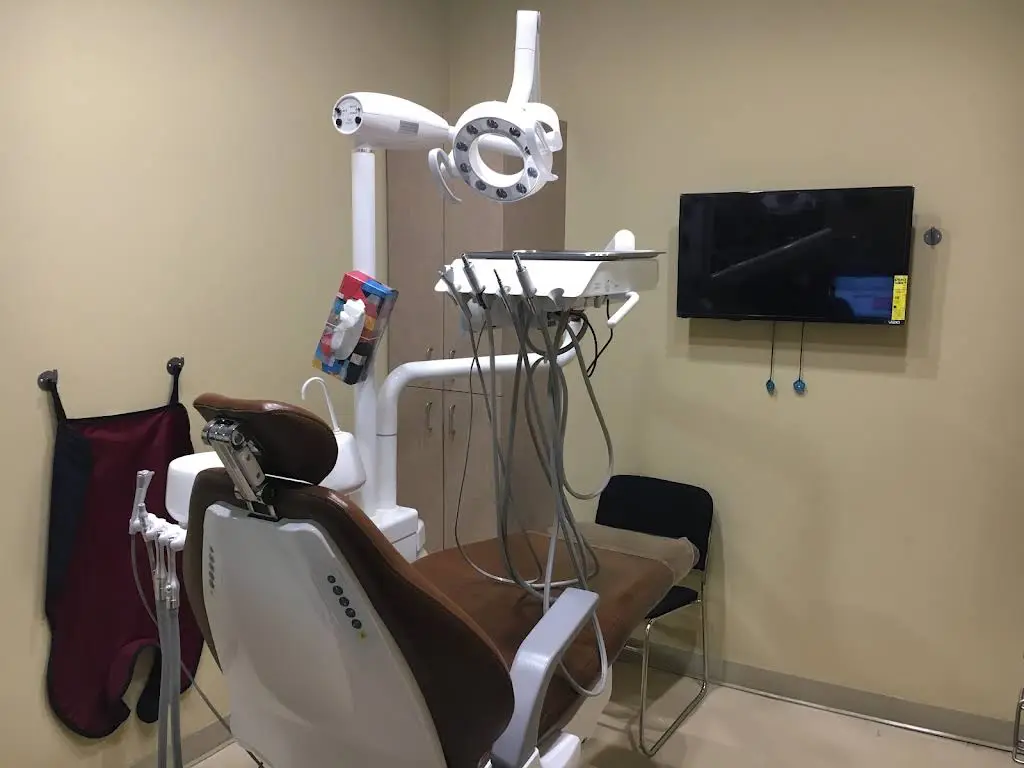 Woodbine-Steeles Dental Clinic