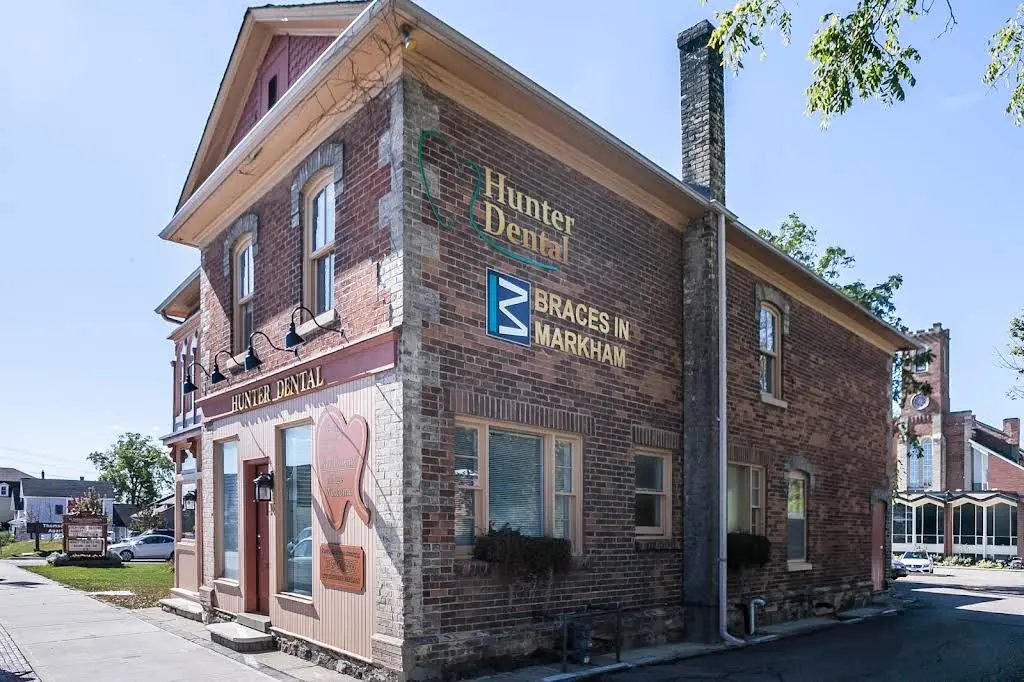 Hunter Dental in Markham