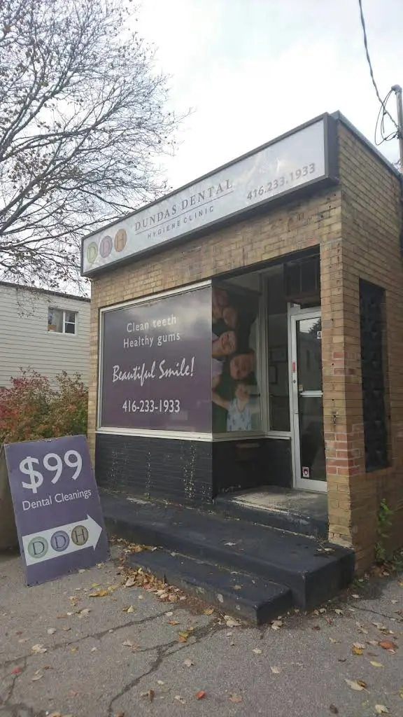 Dundas Dental Group