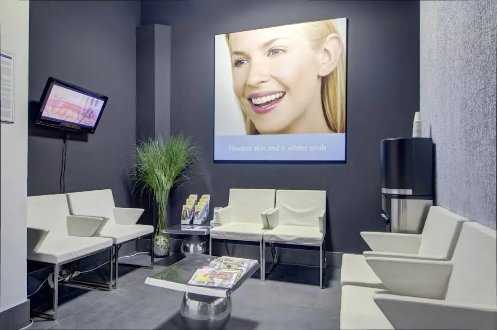 Altima Yonge Eglinton Dental Centre