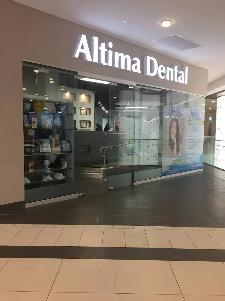 Altima Yonge Eglinton Dental Centre