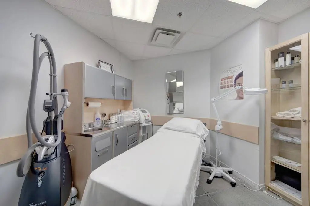 Altima Yonge Eglinton Dental Centre