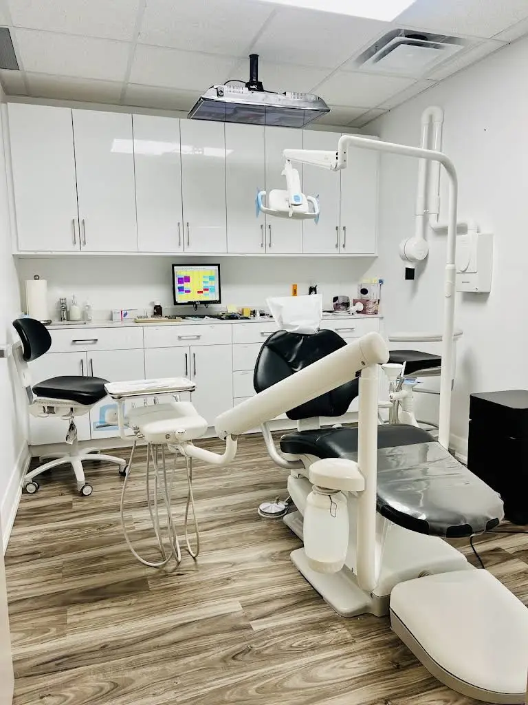 Davisville Family Dentistry - Dr. Raman Sokhi