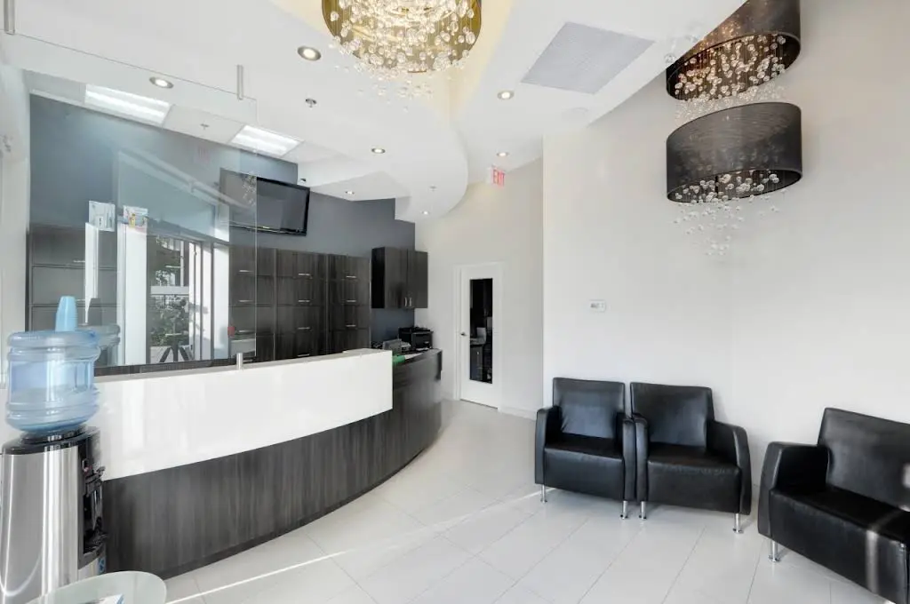 Altima Bayview Village Dental Centre