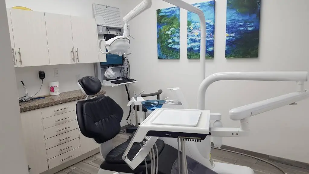 Smile Care on St Clair - Dr Bayani & Associates