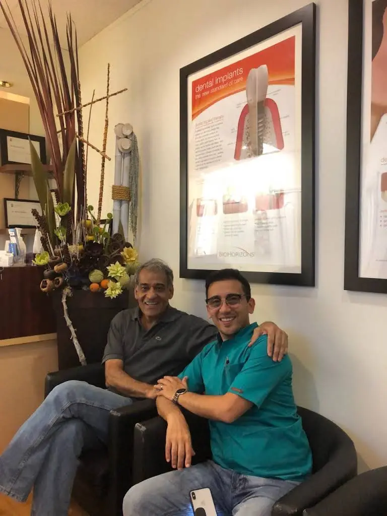 A Reason to Smile Dentistry