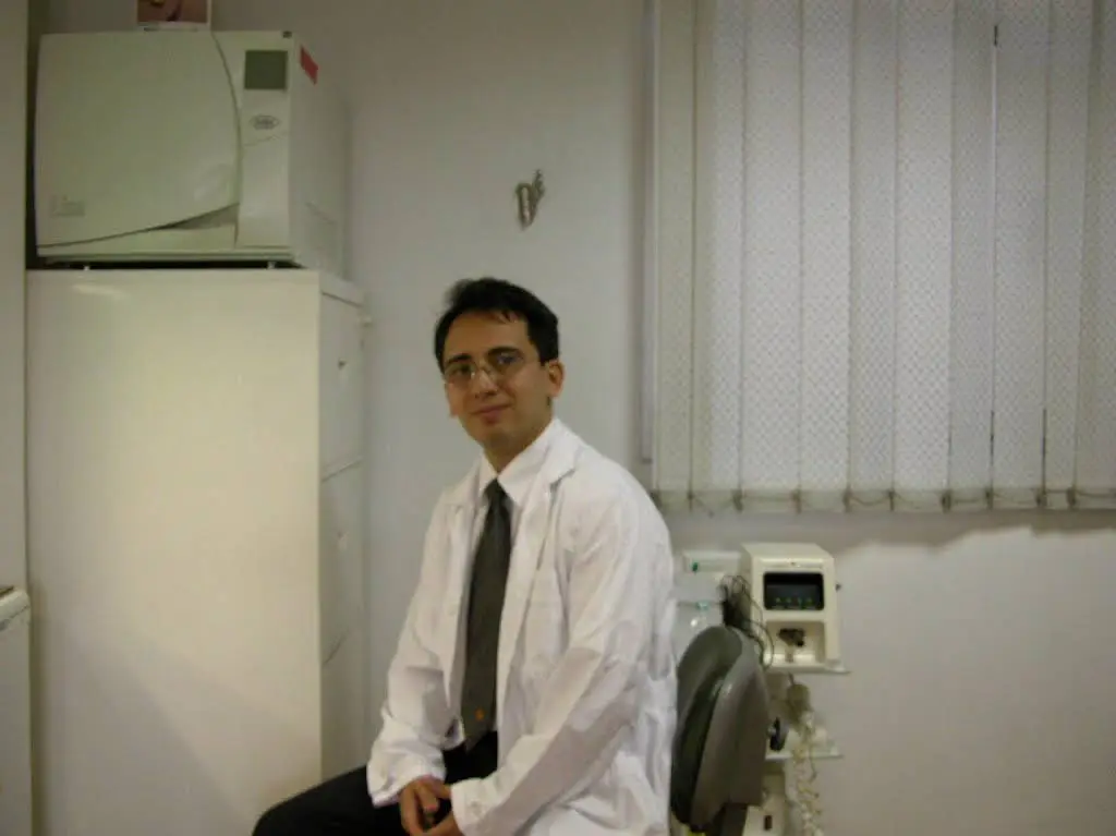 A Reason to Smile Dentistry