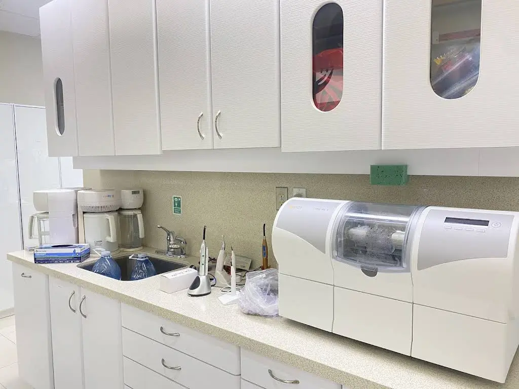 HK Dental 华康齿科
