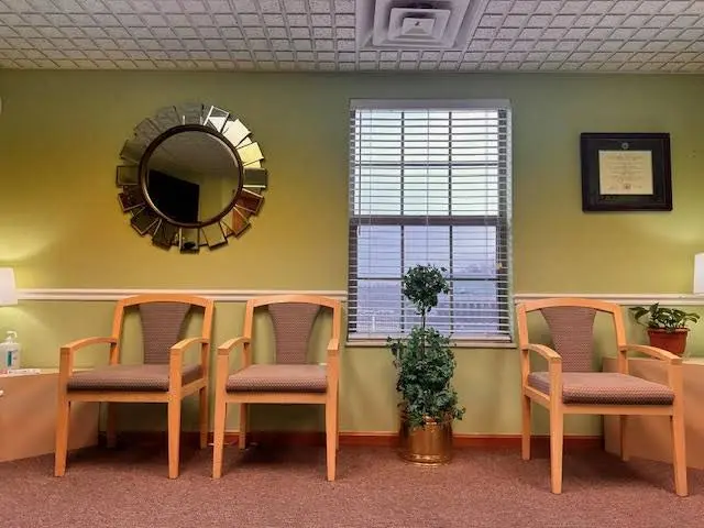 Distinctive Smiles - Ejaz A. Lakhani DDS