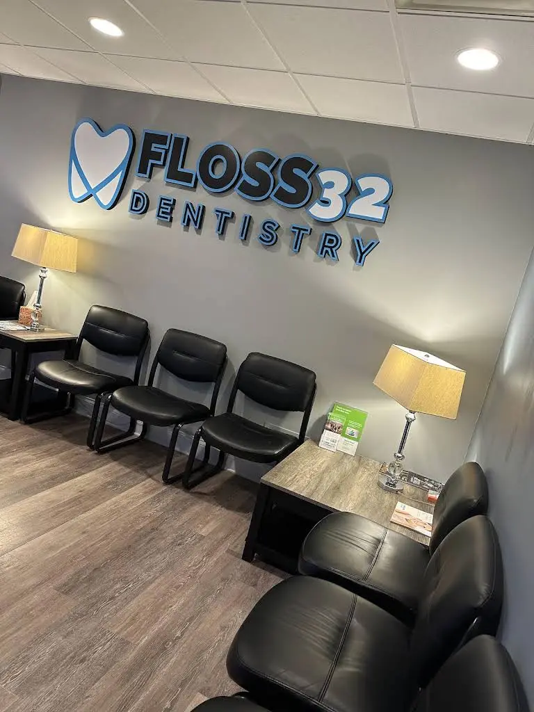 Floss 32 Dentistry Crestwood