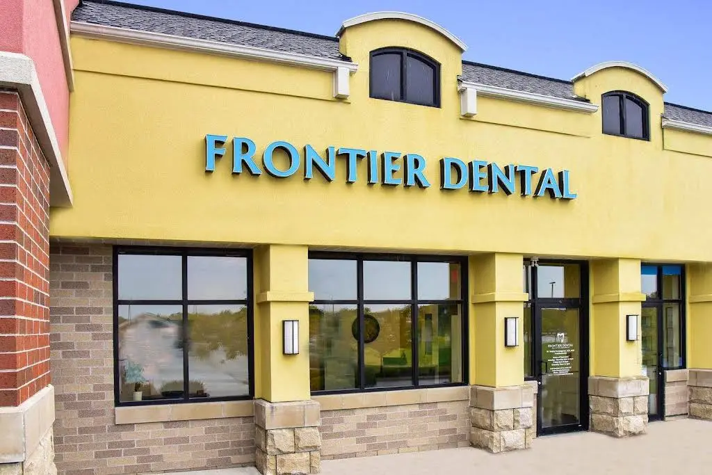 Frontier Dental Implants and Dentures